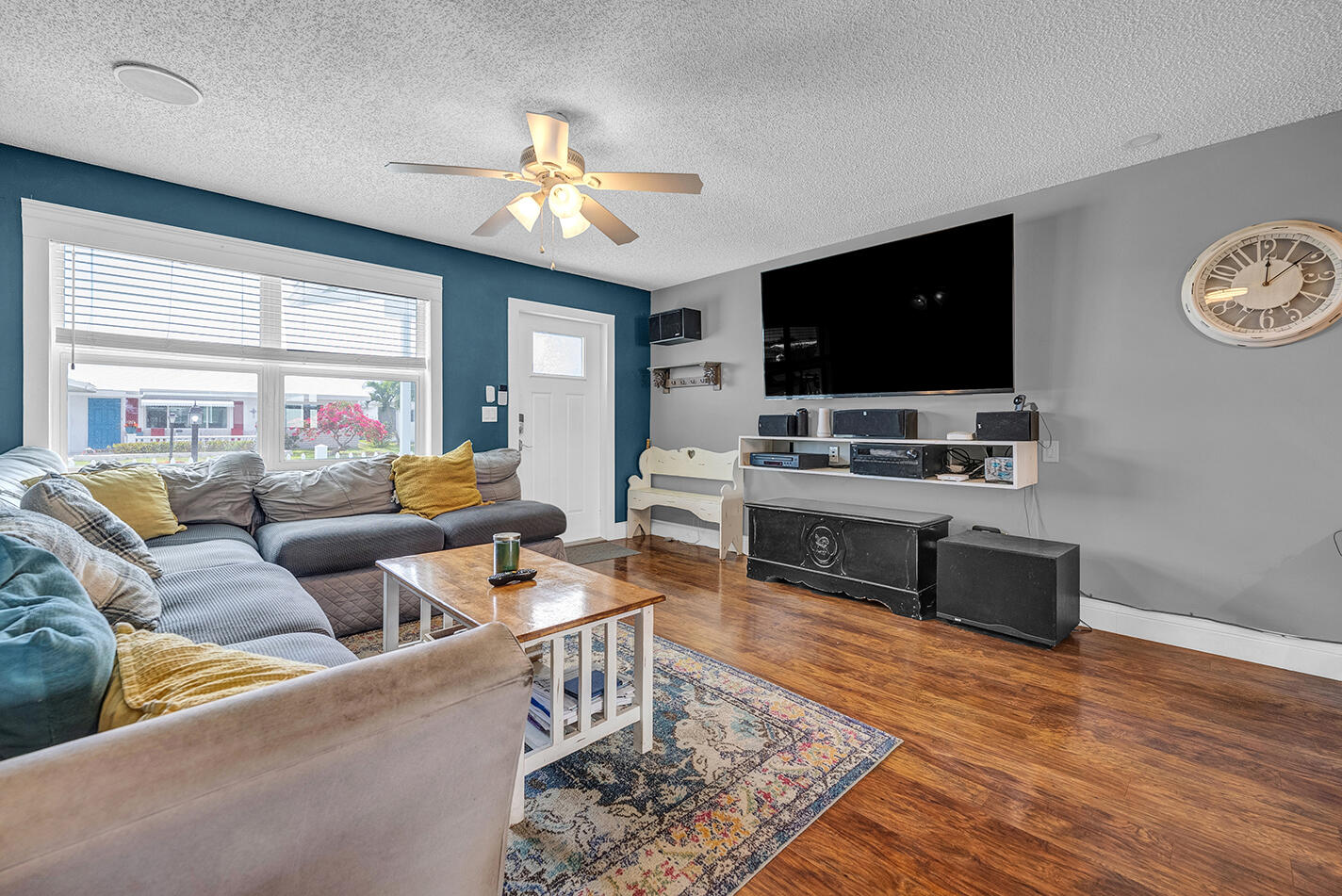 PALM BEACH LEISUREVILLE SEC 10 - Residential