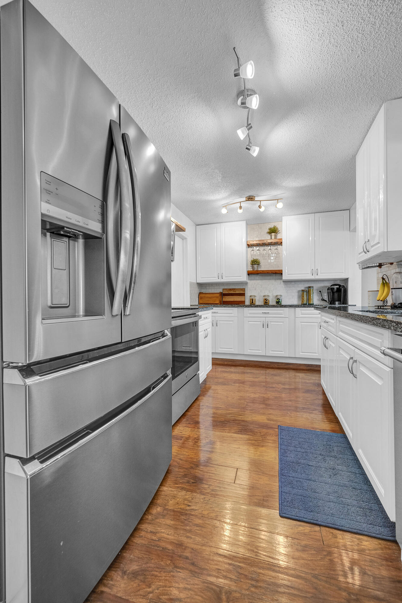 PALM BEACH LEISUREVILLE SEC 10 - Residential