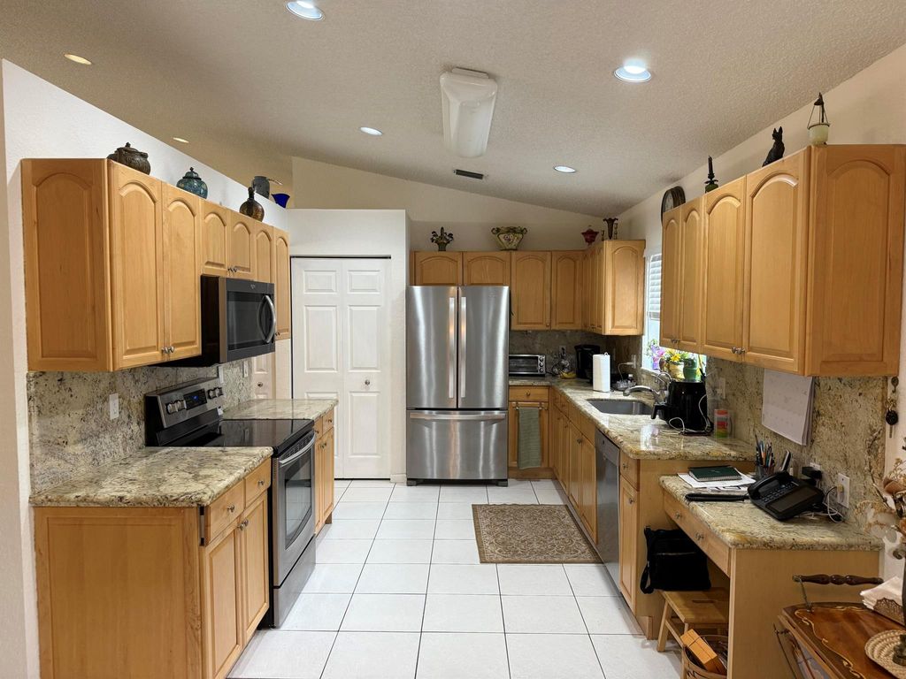 Photo of 11295 Ola Avenue, Boynton Beach, FL 33437 (MLS # R11131773)