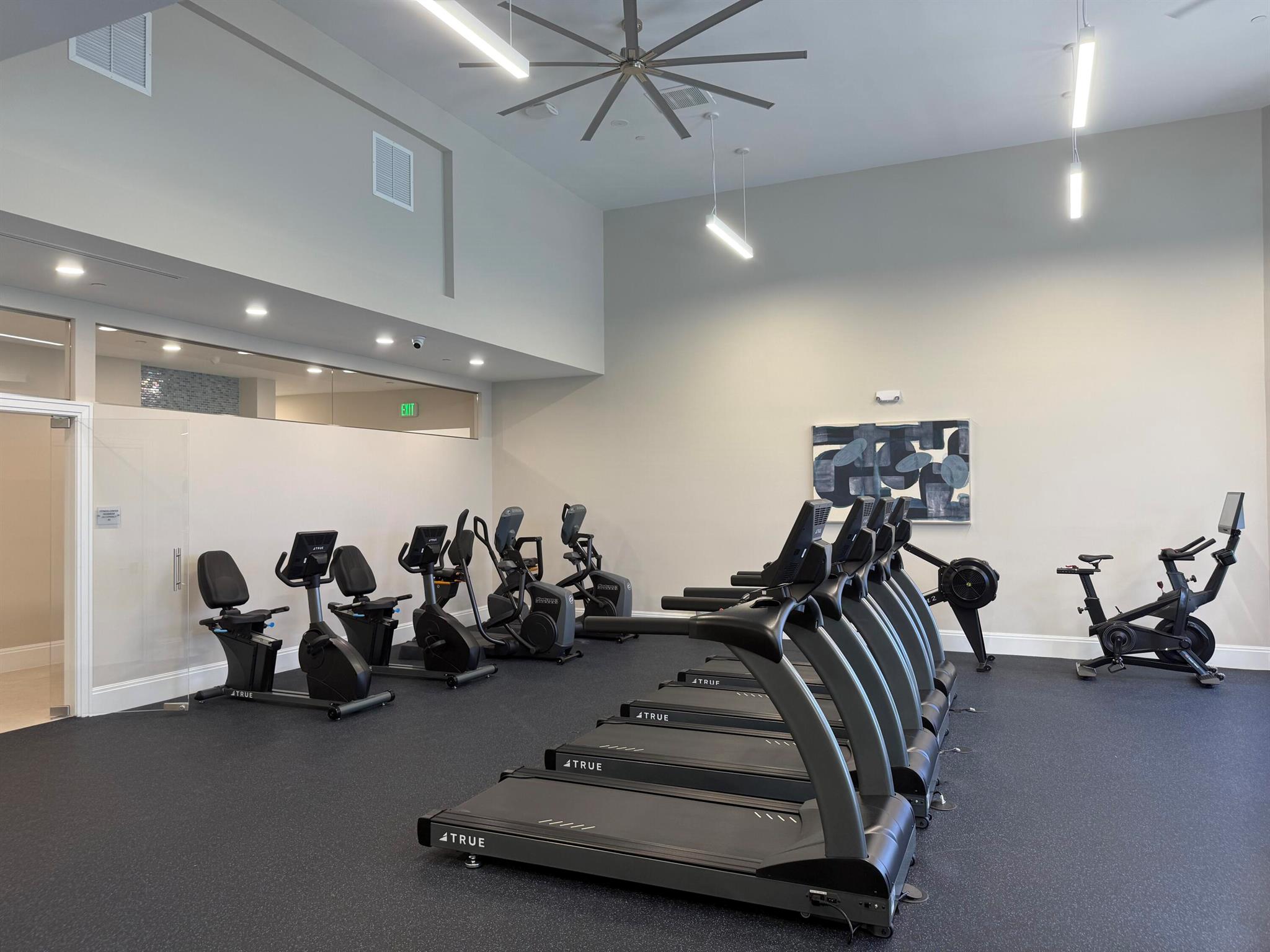 VALENCIA LAKES - Residential