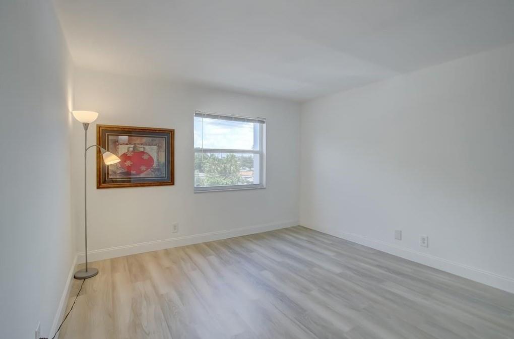 River Shores Condo - Residential Lease