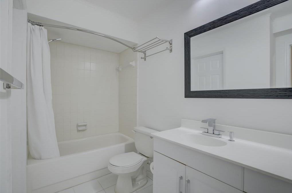 River Shores Condo - Residential Lease