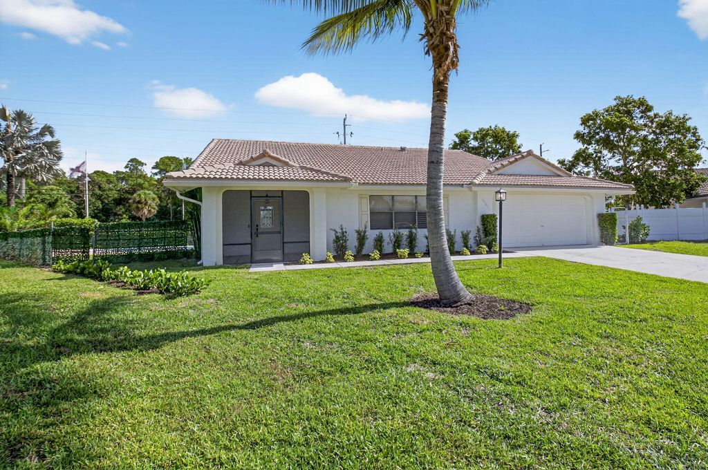 Photo of 10141 Dara Court, Boca Raton, FL 33428 (MLS # R11102907)