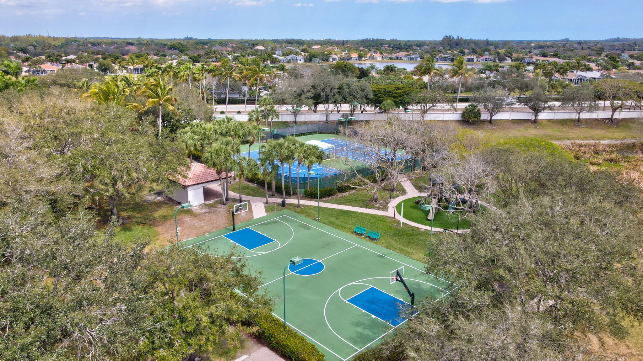 VILLAGES OF WINDSOR 1 - Residential