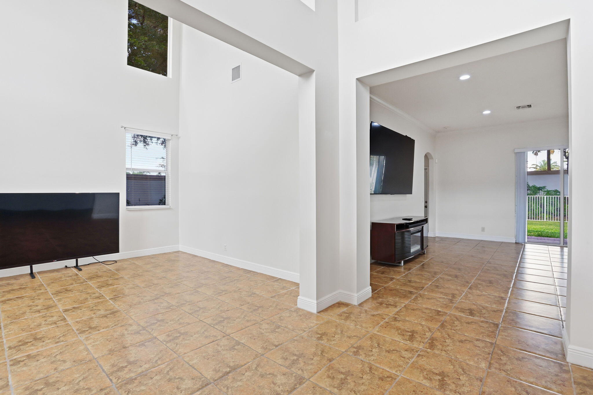 VILLAGES OF WINDSOR 1 - Residential