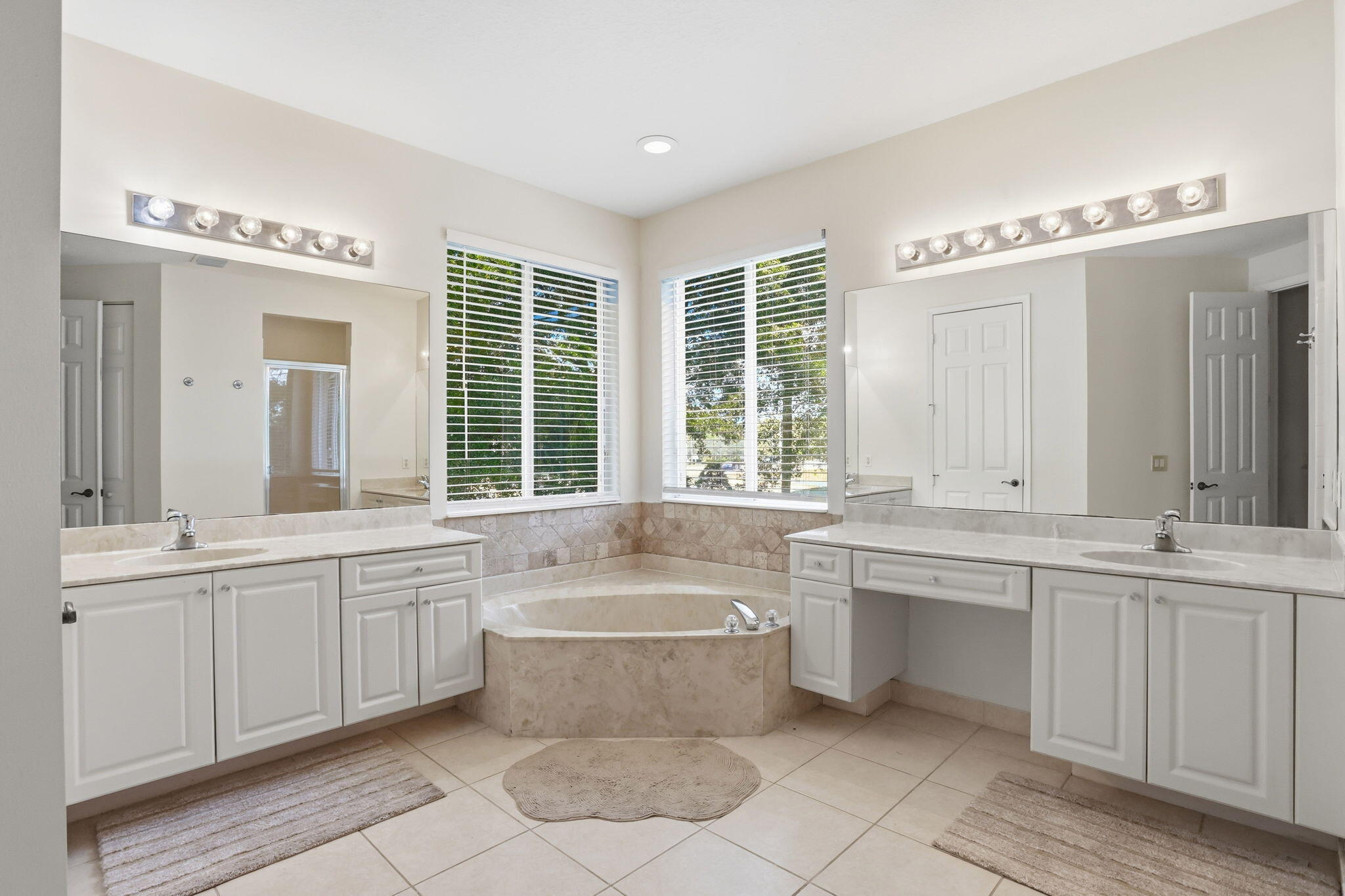 VILLAGES OF WINDSOR 1 - Residential