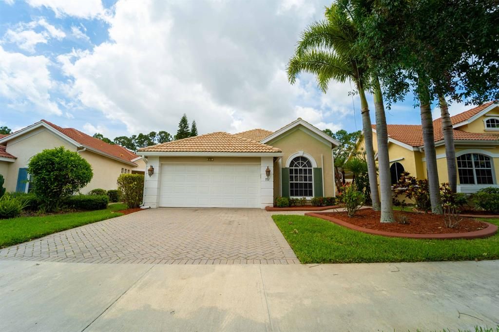 Photo of 772 SW Munjack Circle, Port Saint Lucie, FL 34986 (MLS # R10792235)