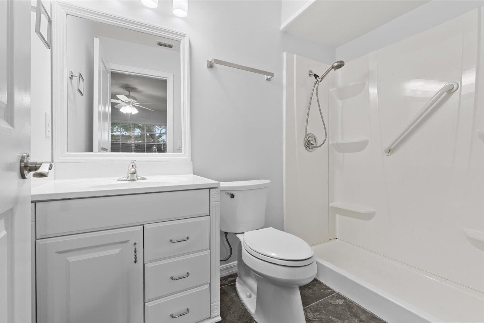 PINETREE VILLAGE - Residential