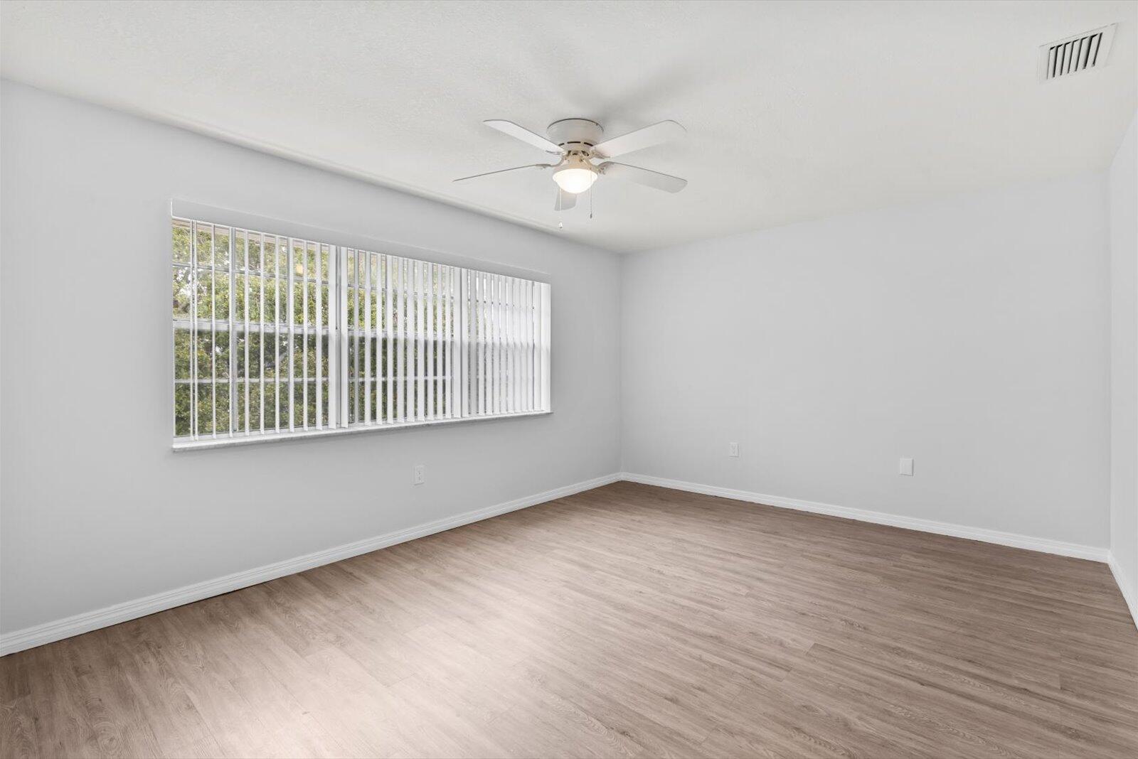 PINETREE VILLAGE - Residential