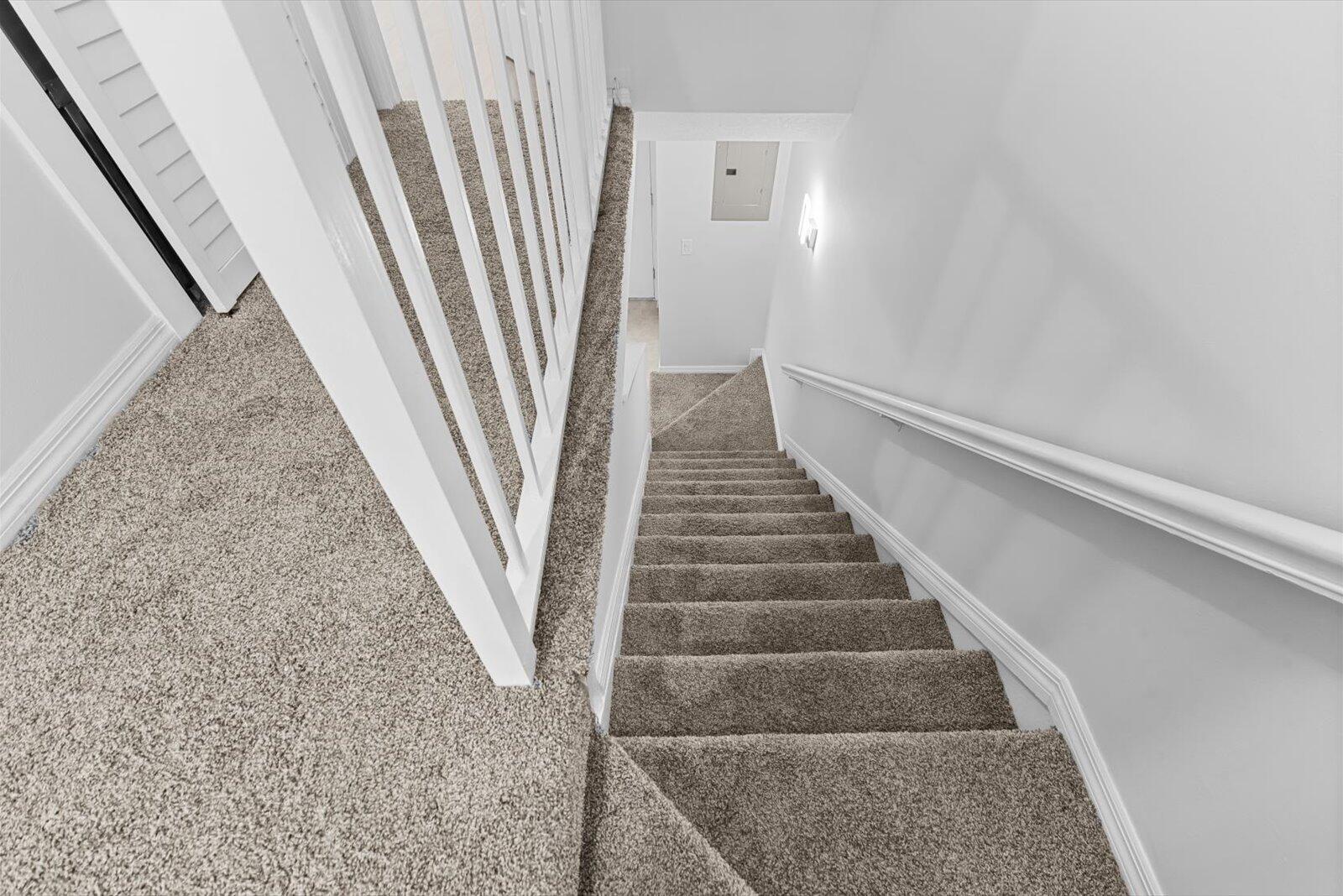 PINETREE VILLAGE - Residential