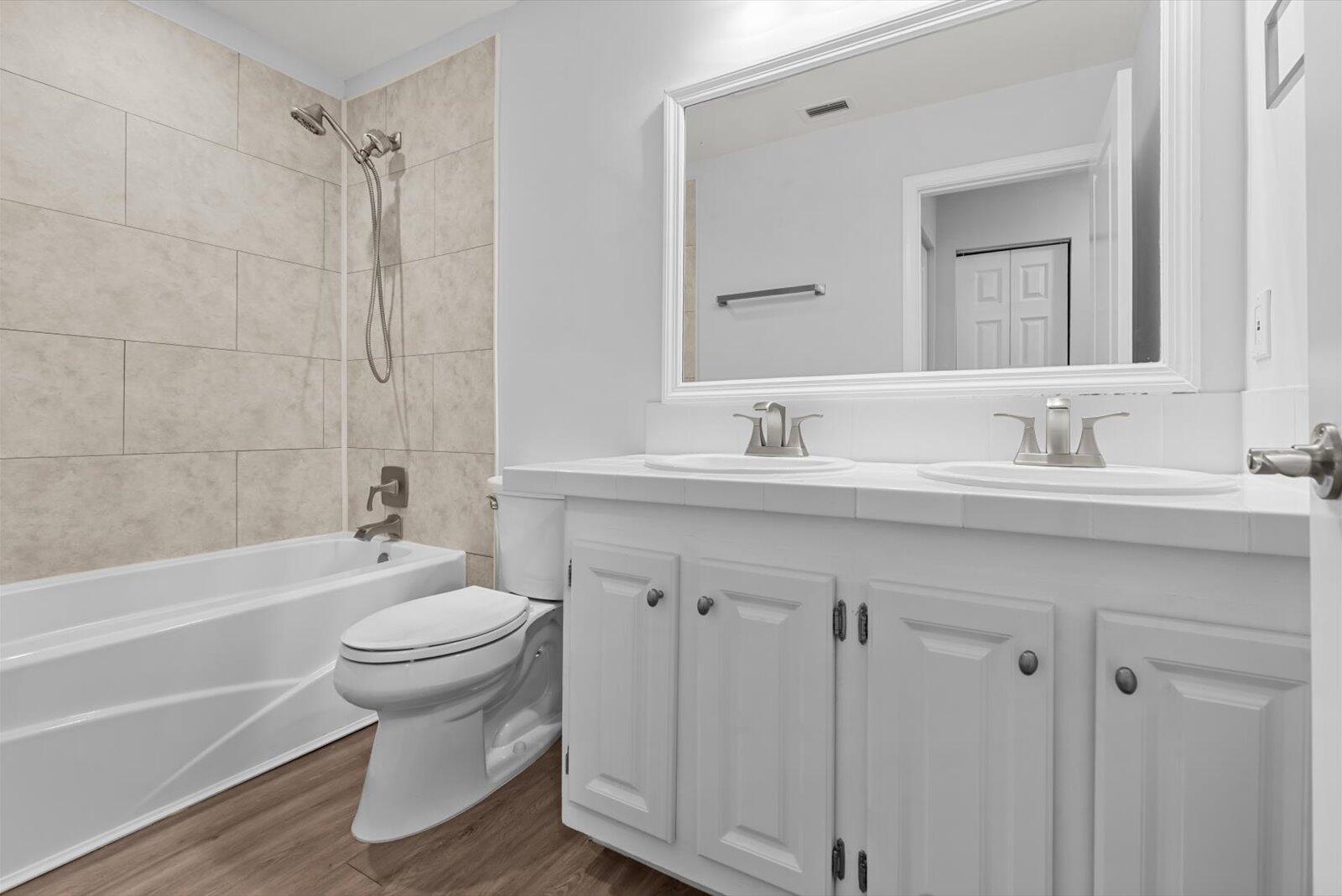 PINETREE VILLAGE - Residential