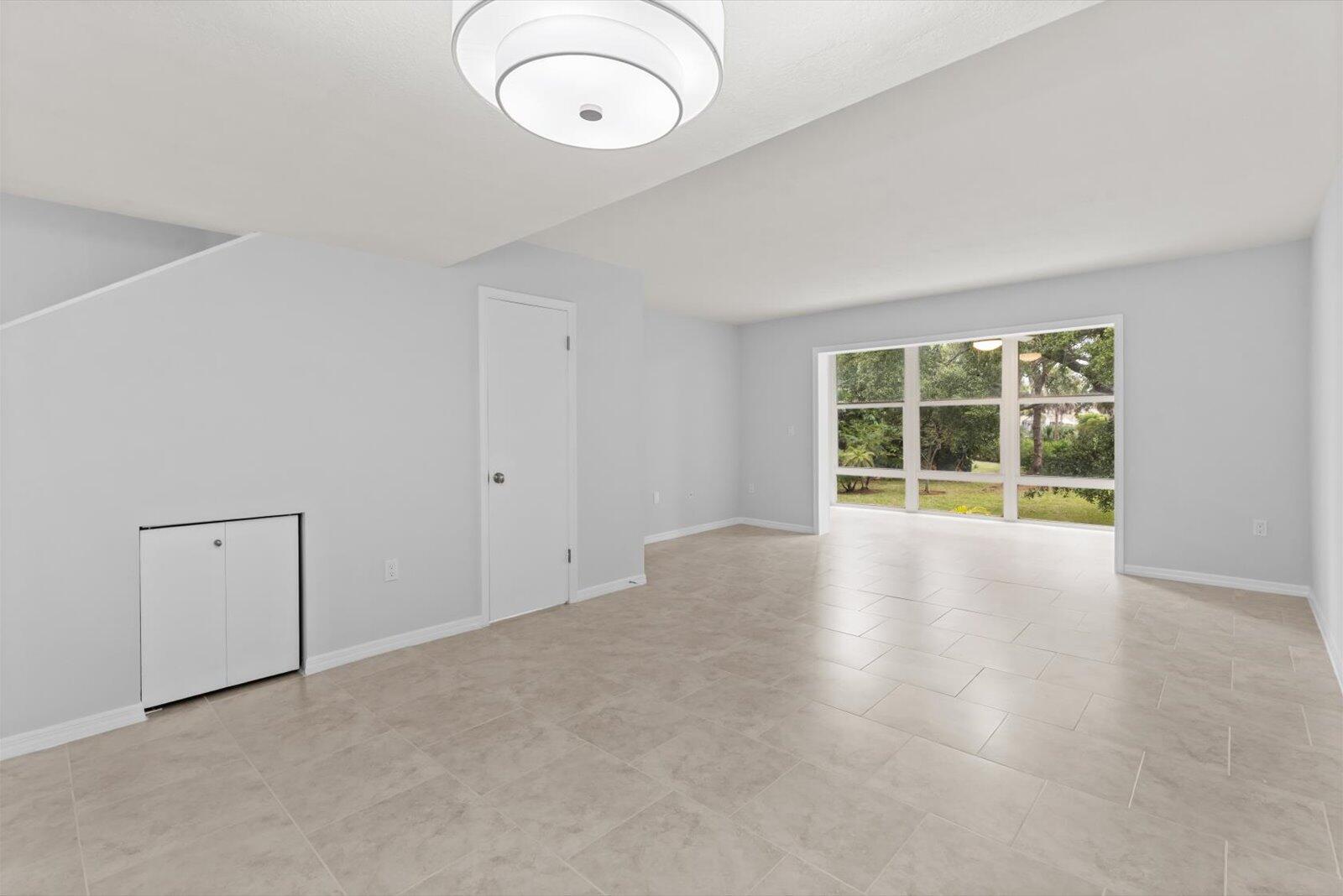 1901 Indian River Boulevard 201