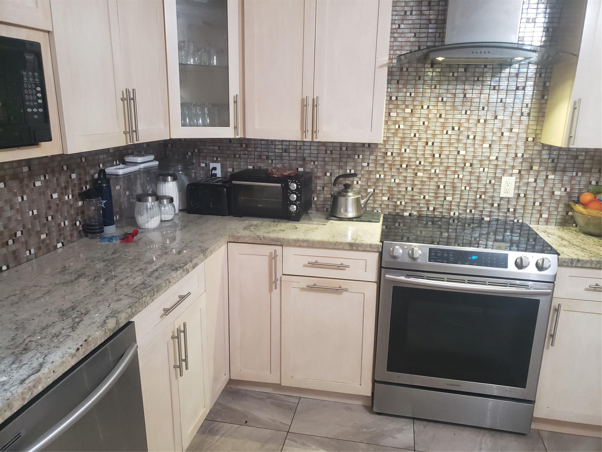 Rolling Oaks Estates - Residential