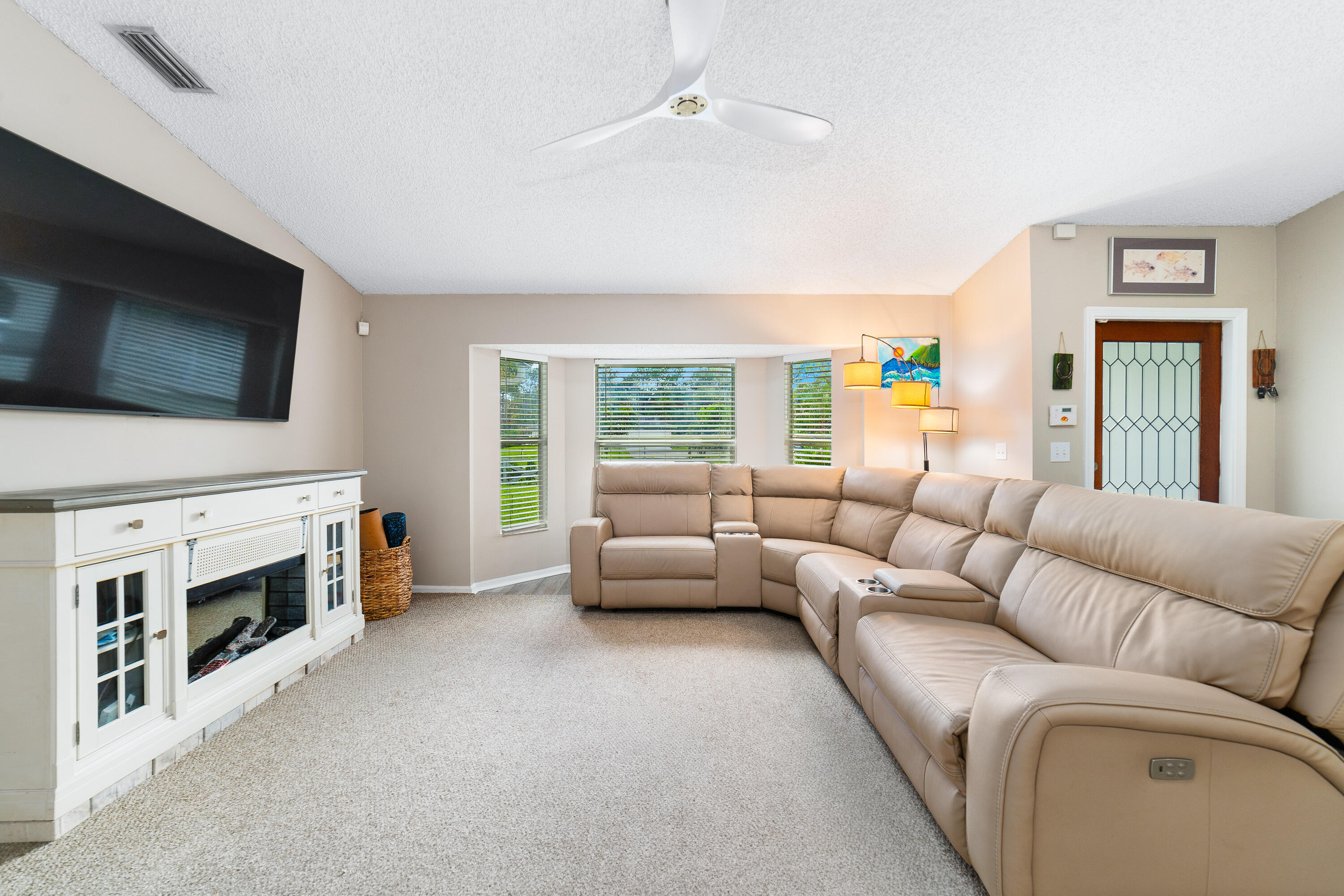 15621 Citrus Grove Boulevard
