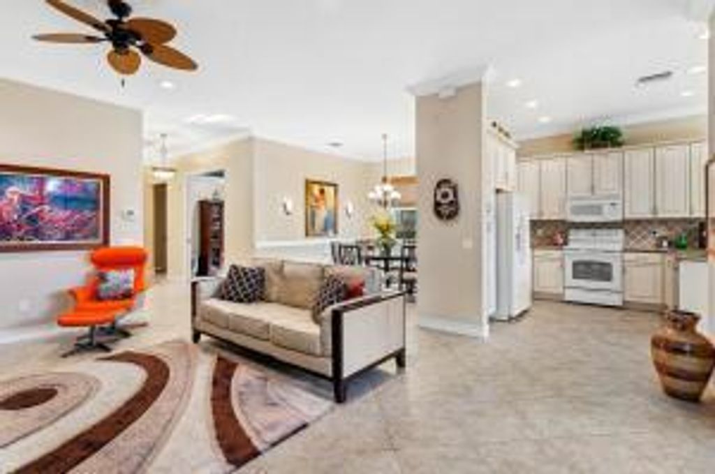 Photo of 7410 Ringwood Terrace, Boynton Beach, FL 33437 (MLS # R11084387)