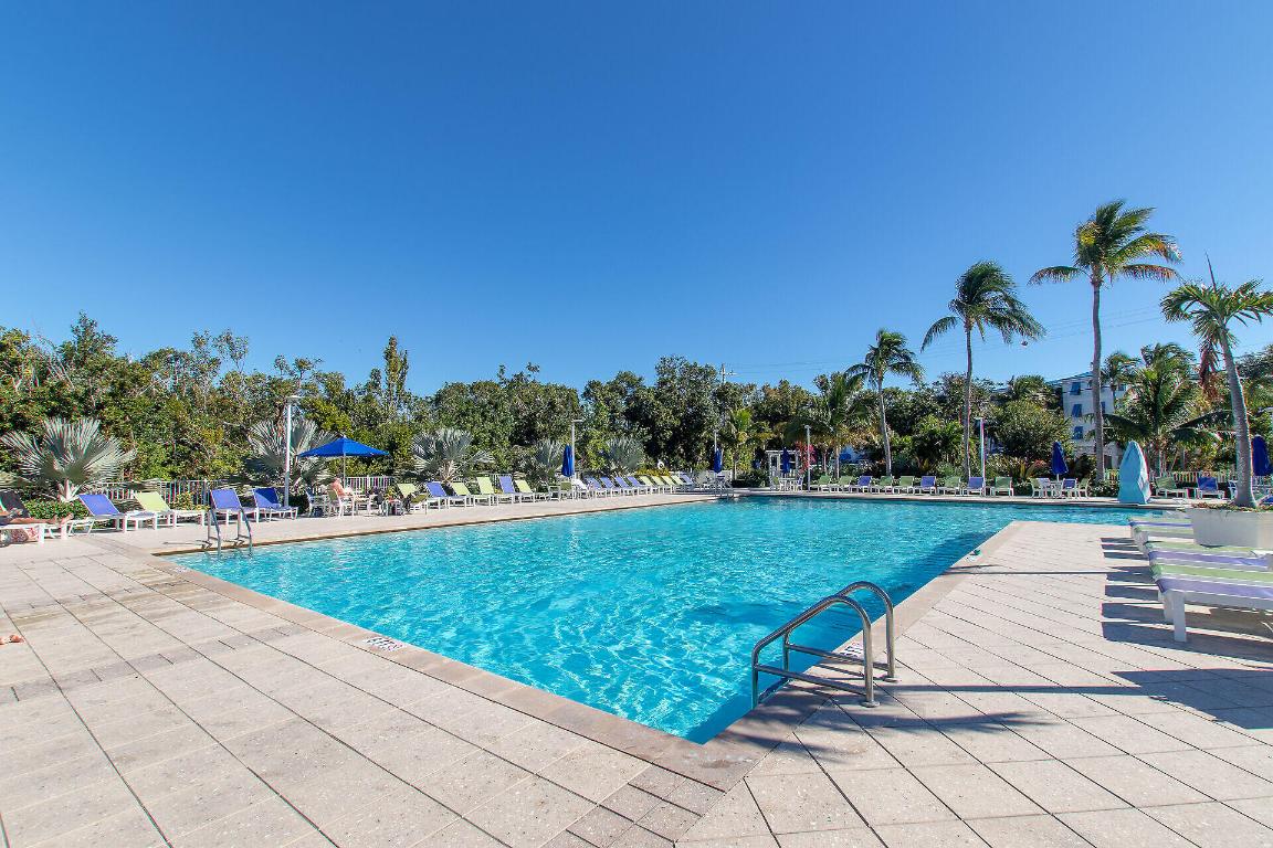 Ocean Pointe Suites - Residential