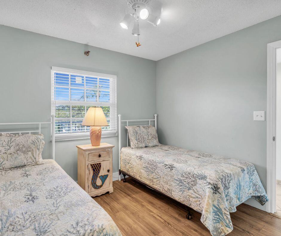 Ocean Pointe Suites - Residential