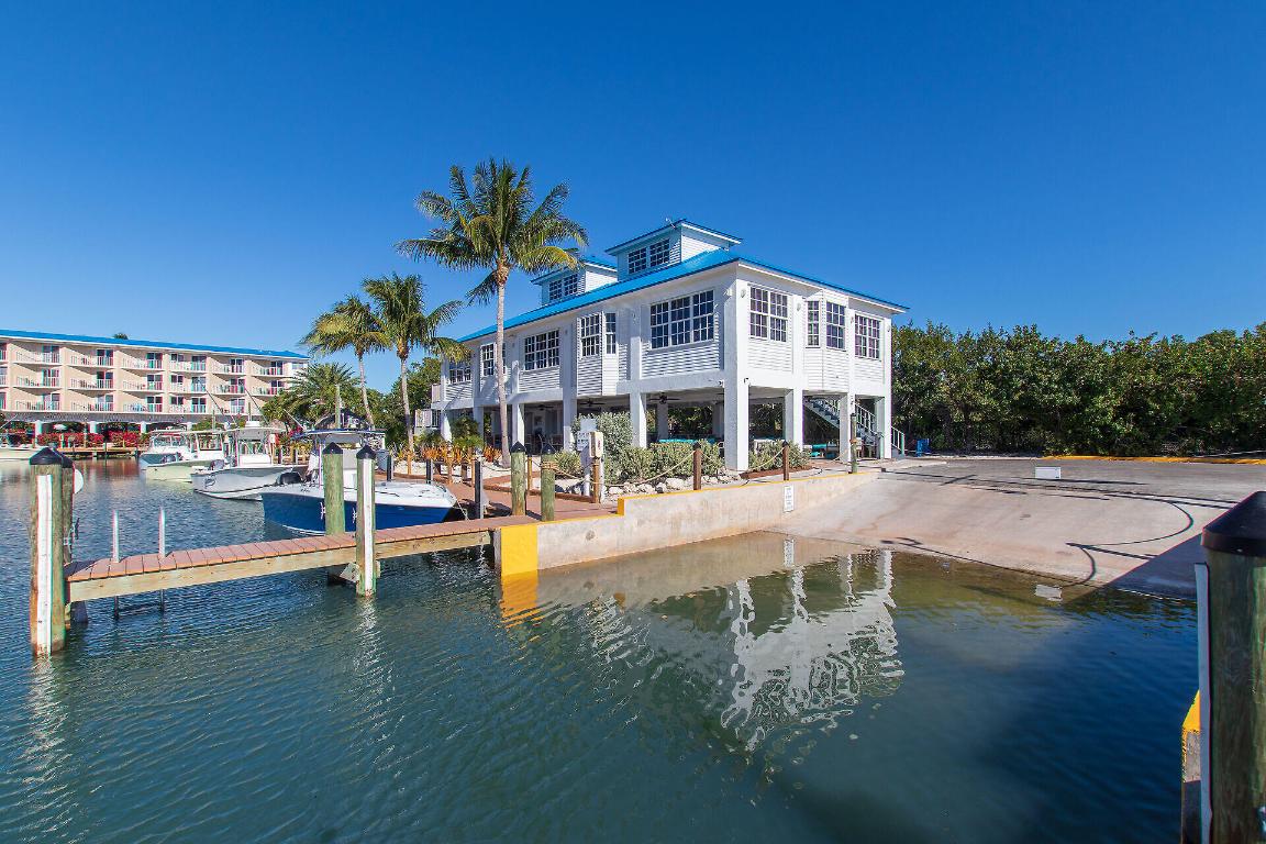 Ocean Pointe Suites - Residential