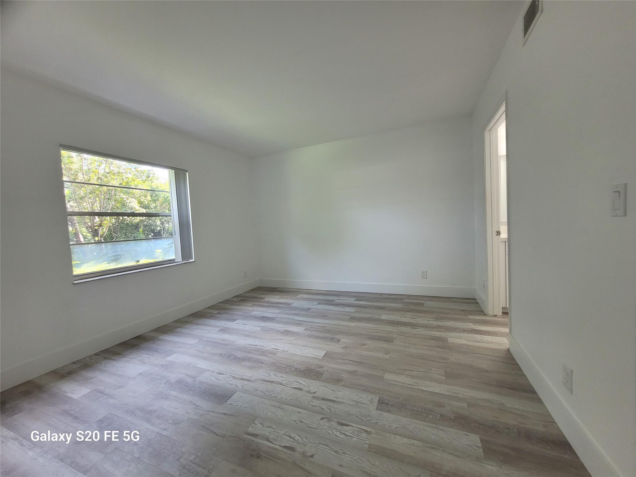 Palm Village Condo - Residential Lease