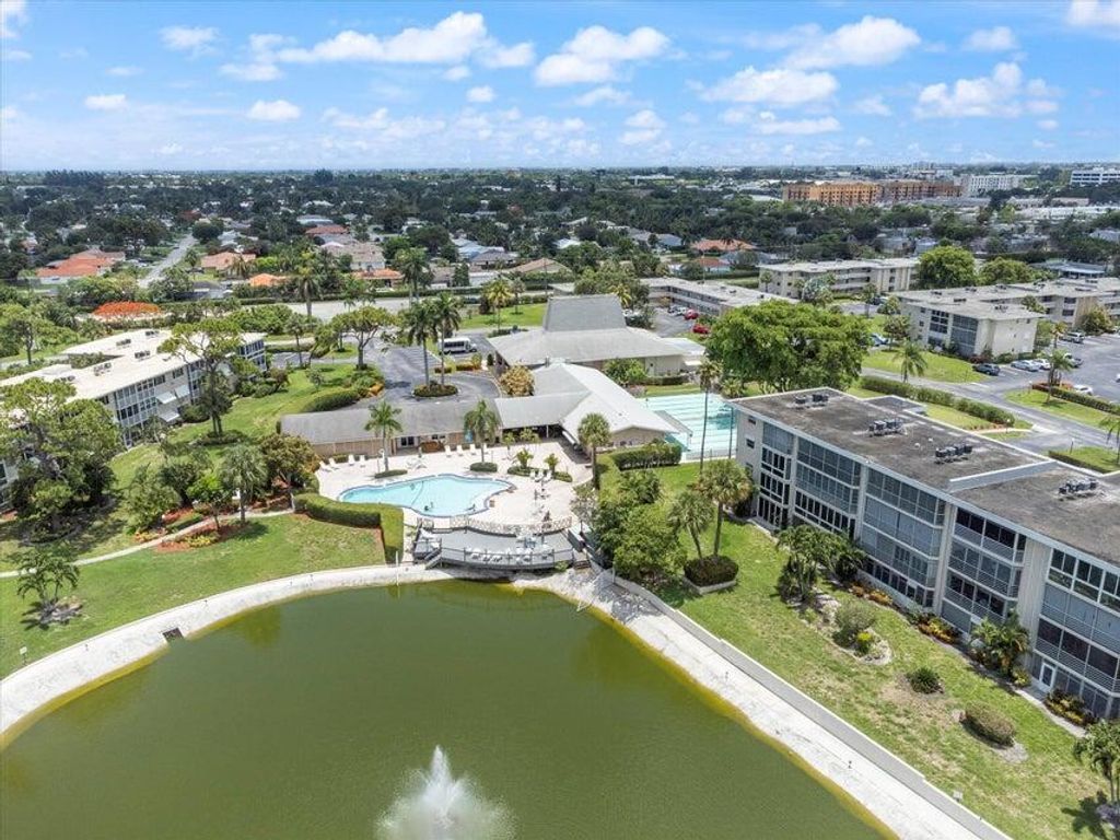 Photo of 2615 N Garden Drive N #204, Lake Worth, FL 33461 (MLS # R10986964)