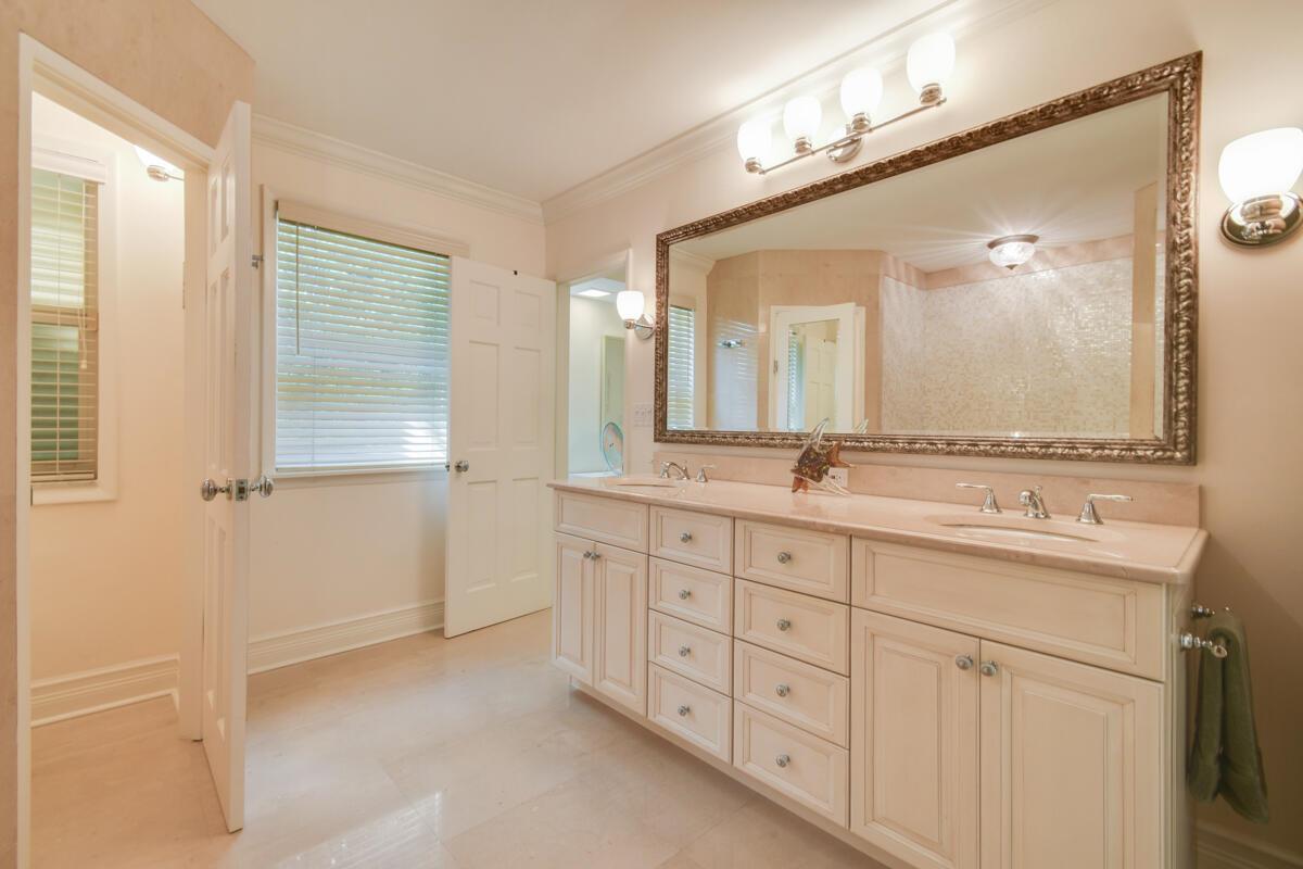 JUPITER INLET BEACH COLON - Residential