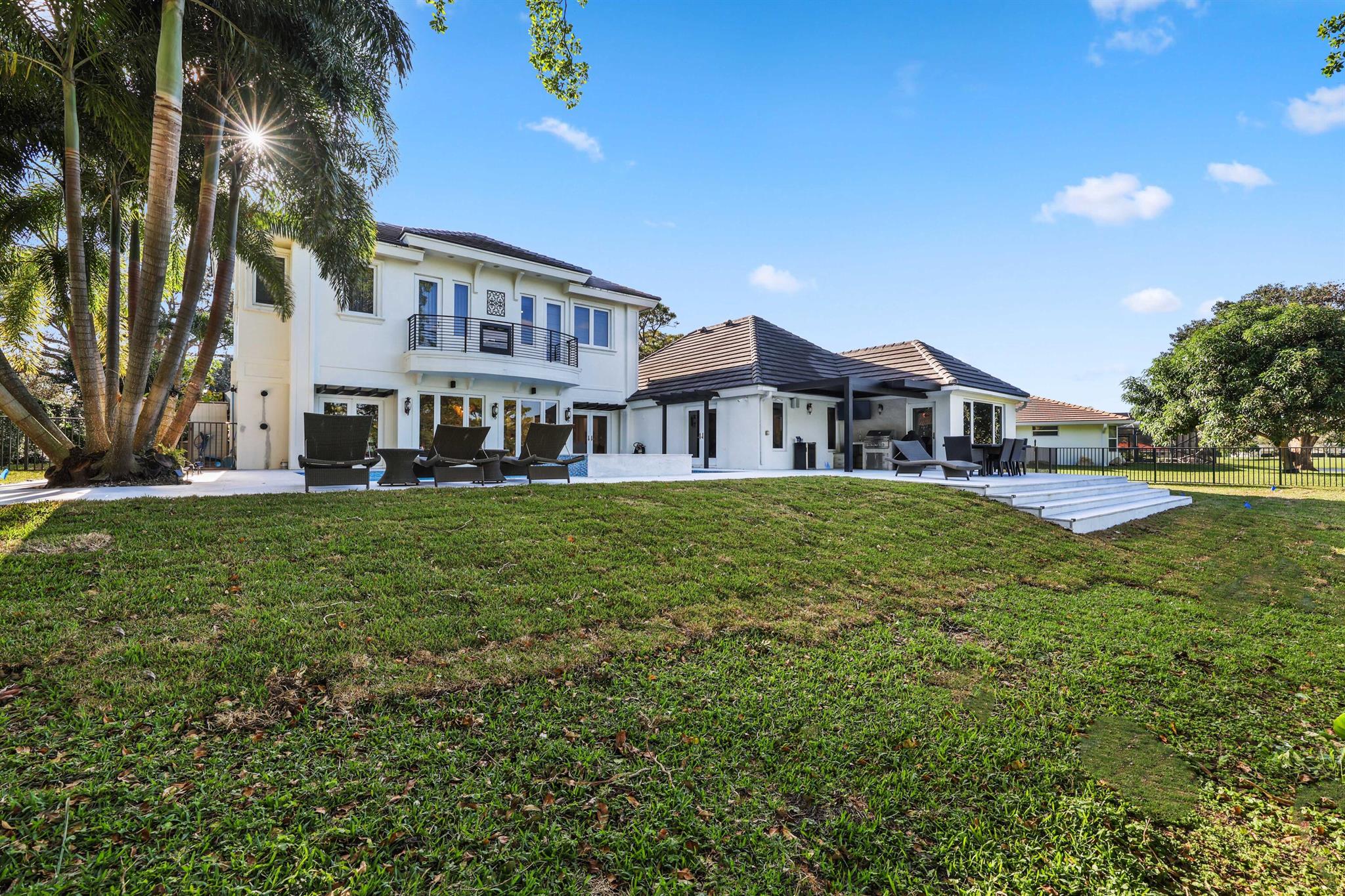 BOCA RATON BATH & TENNIS - Residential