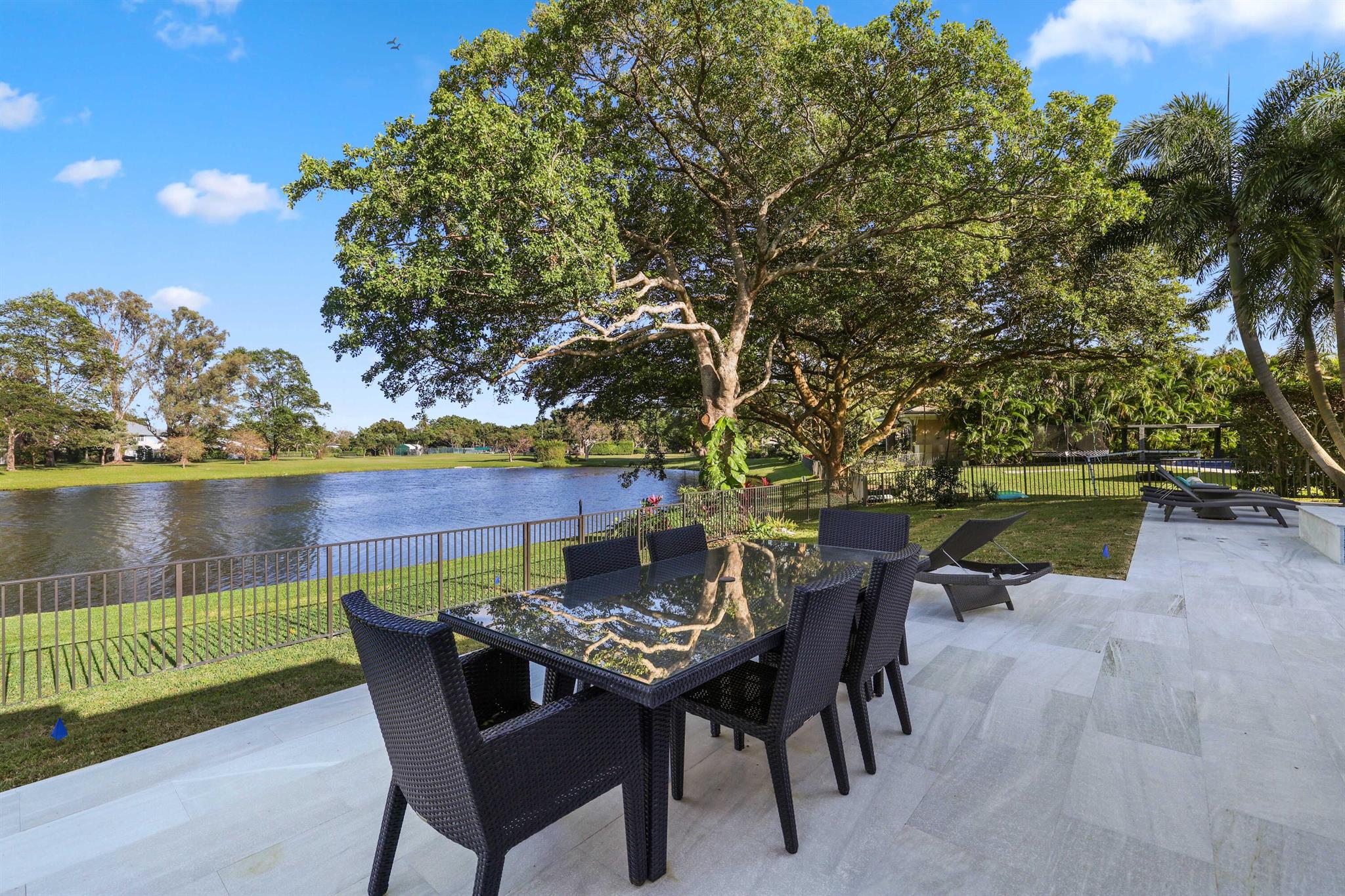 BOCA RATON BATH & TENNIS - Residential