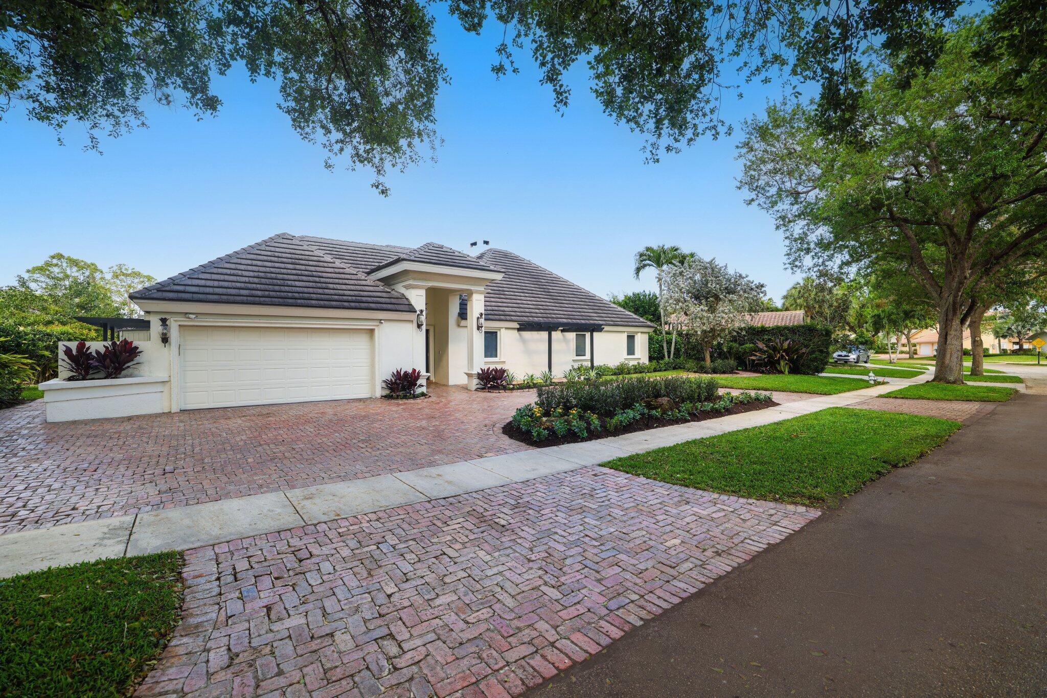 BOCA RATON BATH & TENNIS - Residential