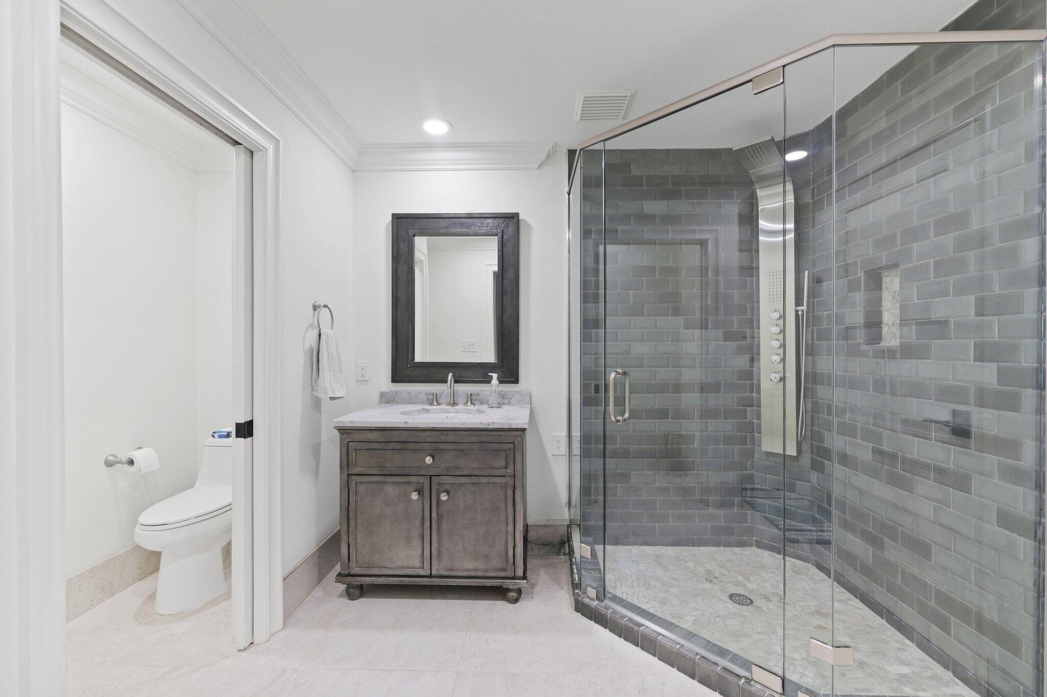 BOCA RATON BATH & TENNIS - Residential