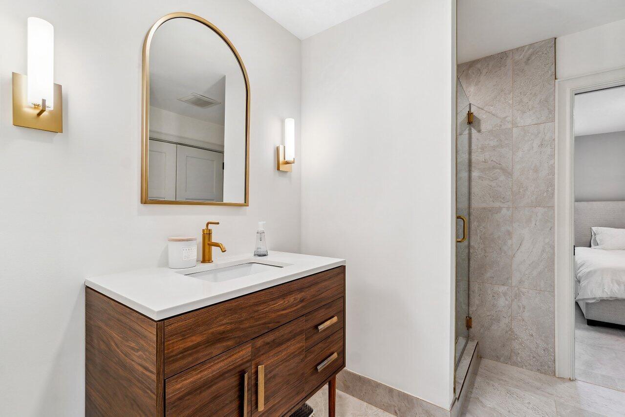 BOCA RATON BATH & TENNIS - Residential