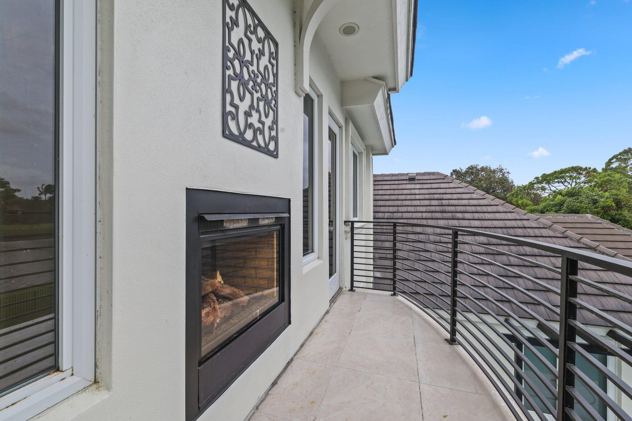 BOCA RATON BATH & TENNIS - Residential