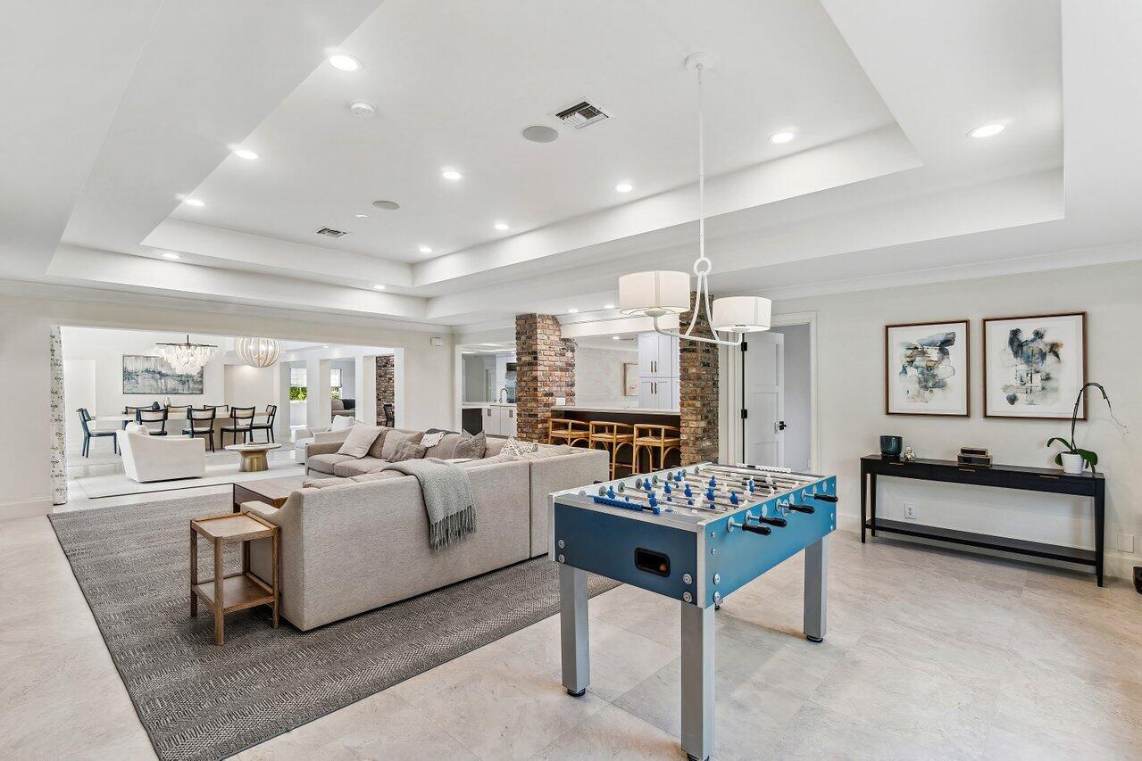 BOCA RATON BATH & TENNIS - Residential