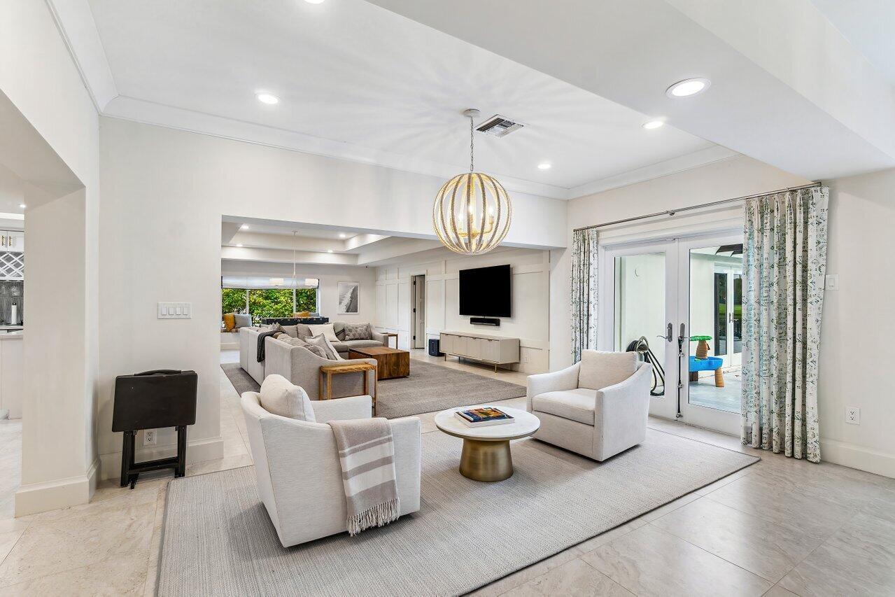 BOCA RATON BATH & TENNIS - Residential