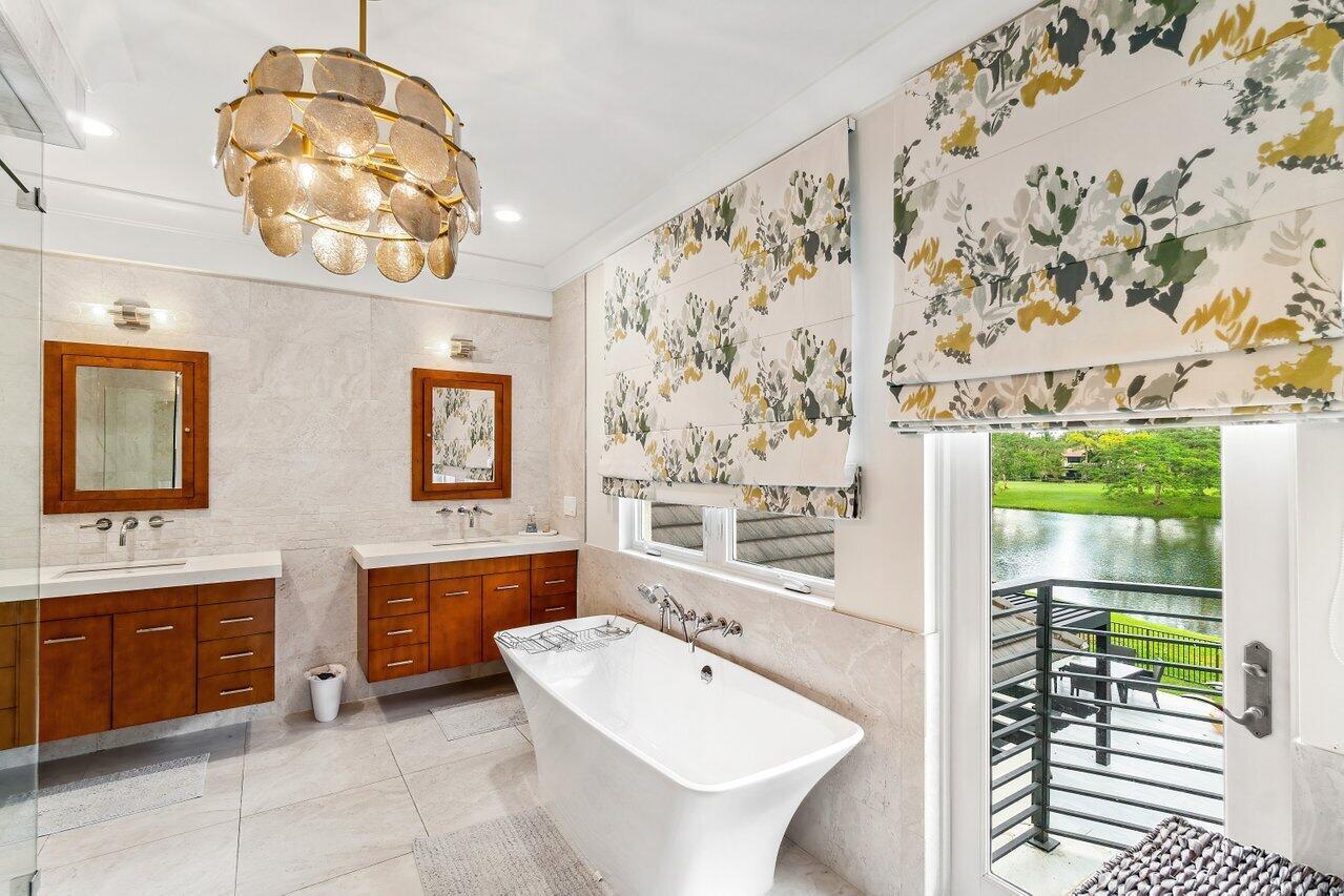 BOCA RATON BATH & TENNIS - Residential