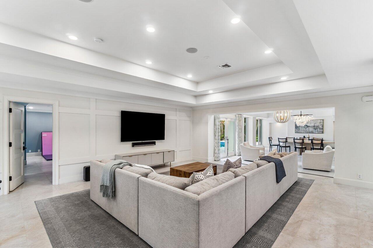 BOCA RATON BATH & TENNIS - Residential