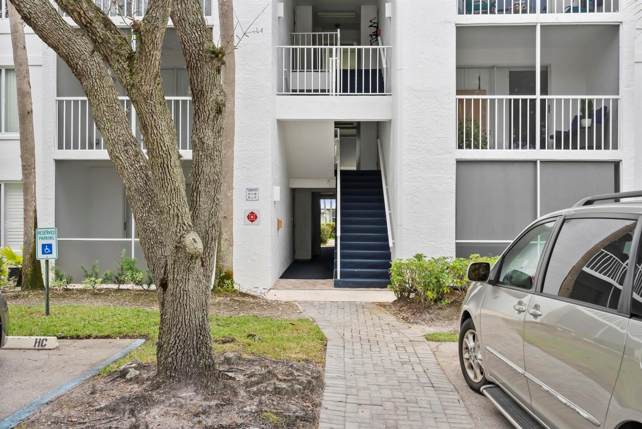 ANCHORAGE ON THE ST LUCIE - Residential