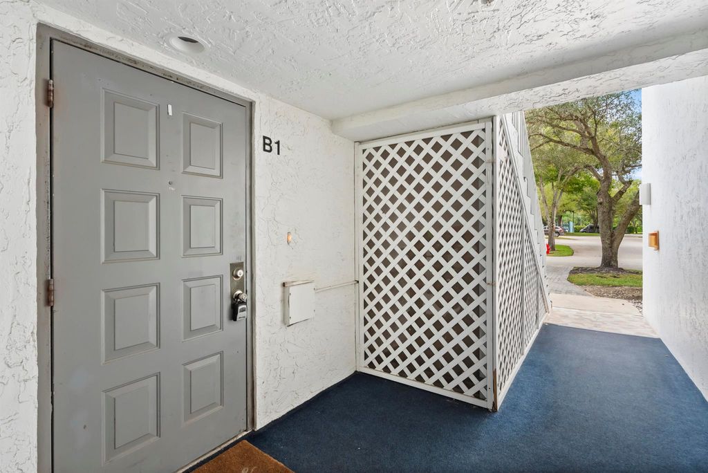 Photo of 2518 SE Anchorage Cove #B-1, Port Saint Lucie, FL 34952 (MLS # R11136940)