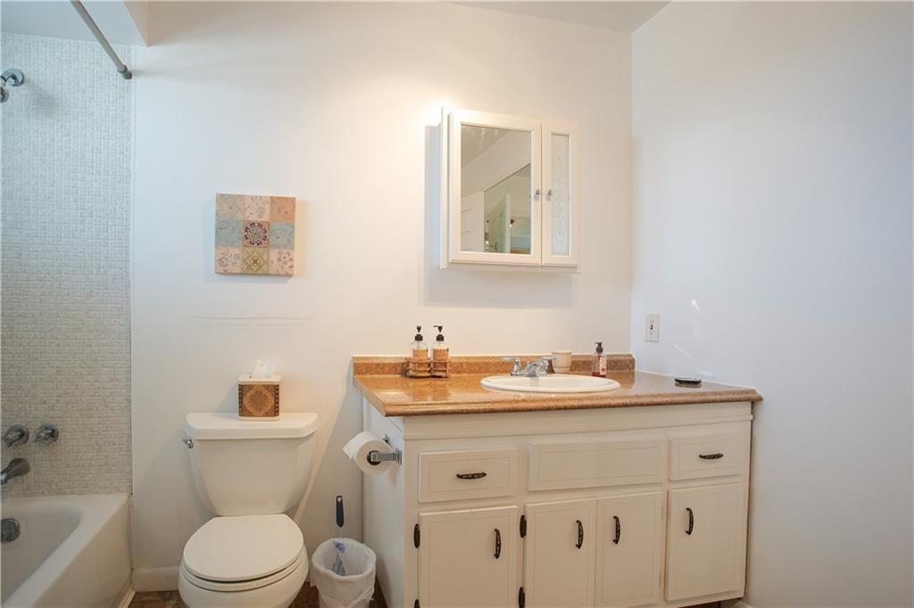 LAUDERHILL EAST - Residential