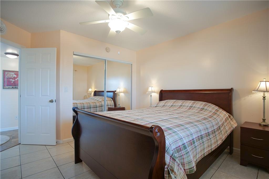 LAUDERHILL EAST - Residential