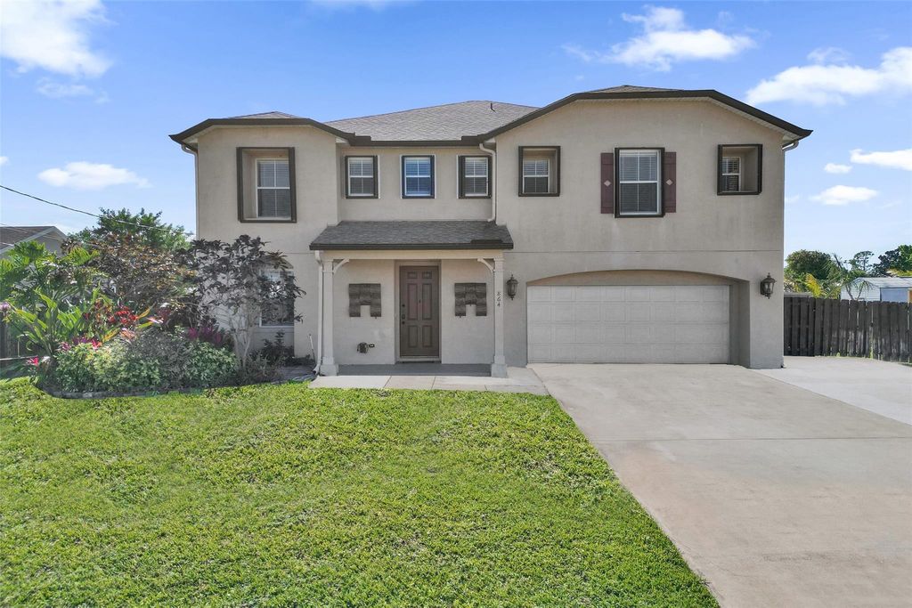 Photo of 864 SW Java Avenue, Port Saint Lucie, FL 34953 (MLS # F10546536)