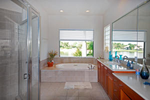 VERSAILLES - Residential