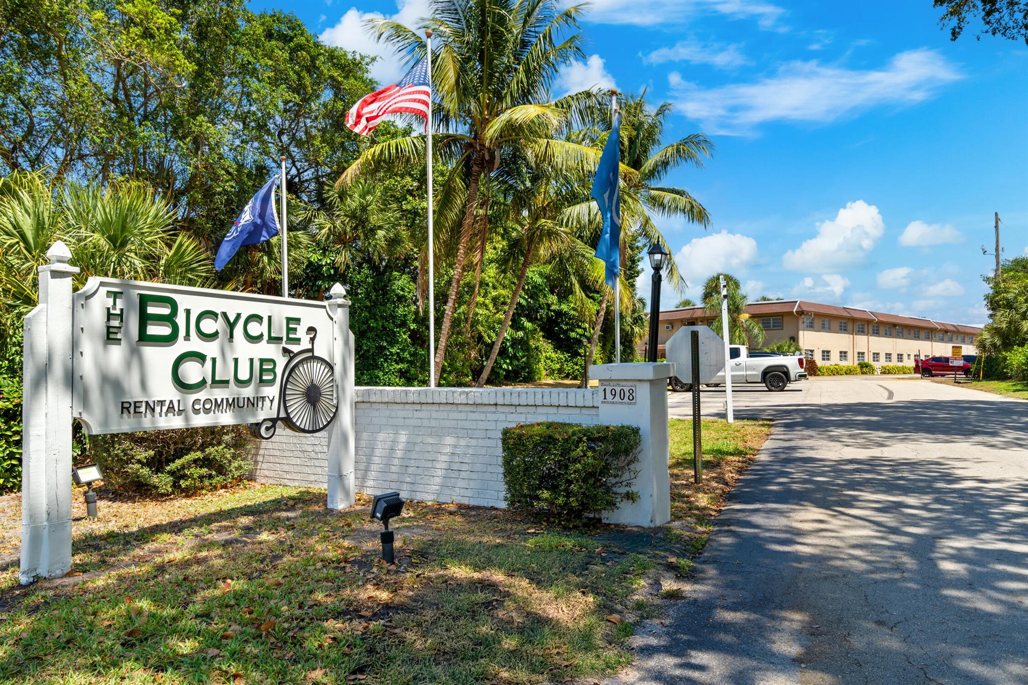 BOCA RATON HILLS SEC 2 - Residential Lease