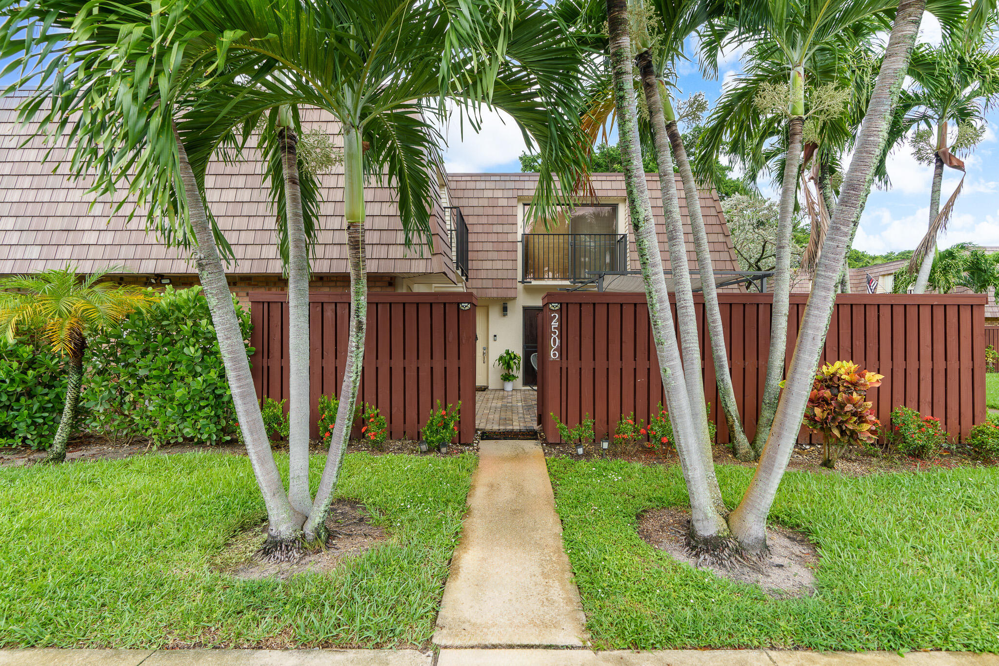 View Deerfield Beach, FL 33442 townhome