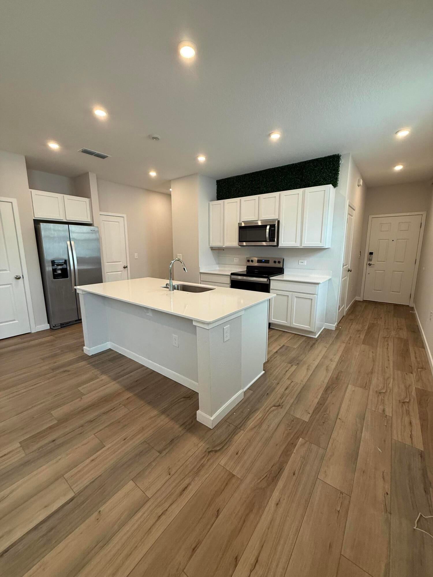 14740 MACADAMIA Lane