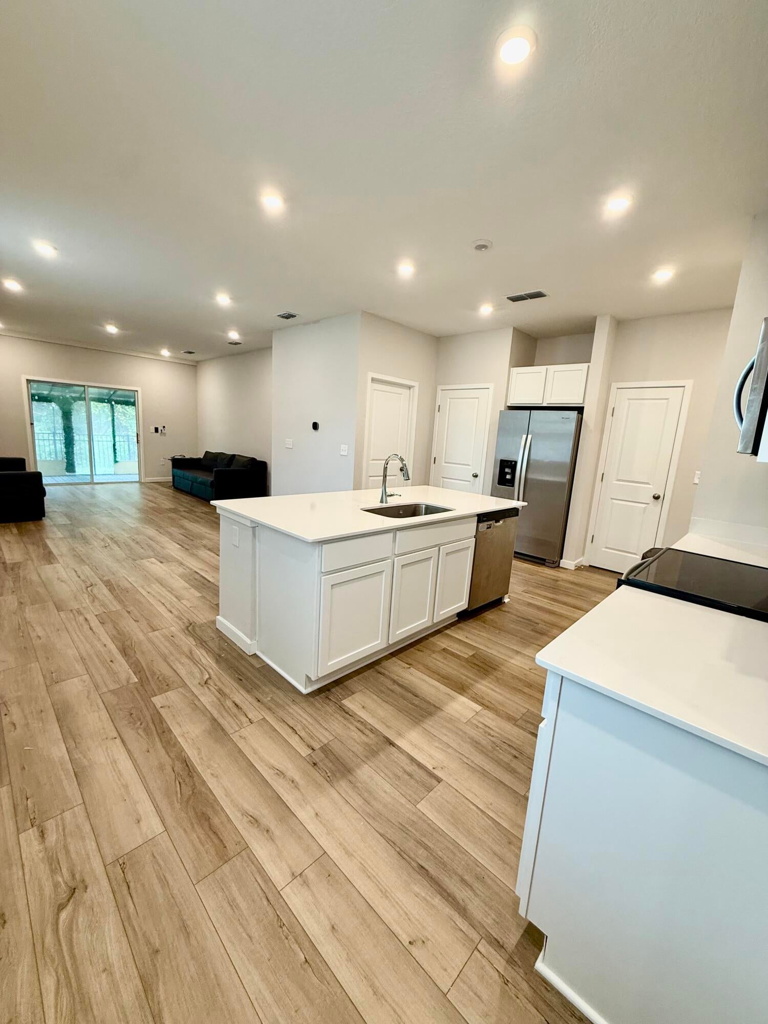 14740 MACADAMIA Lane