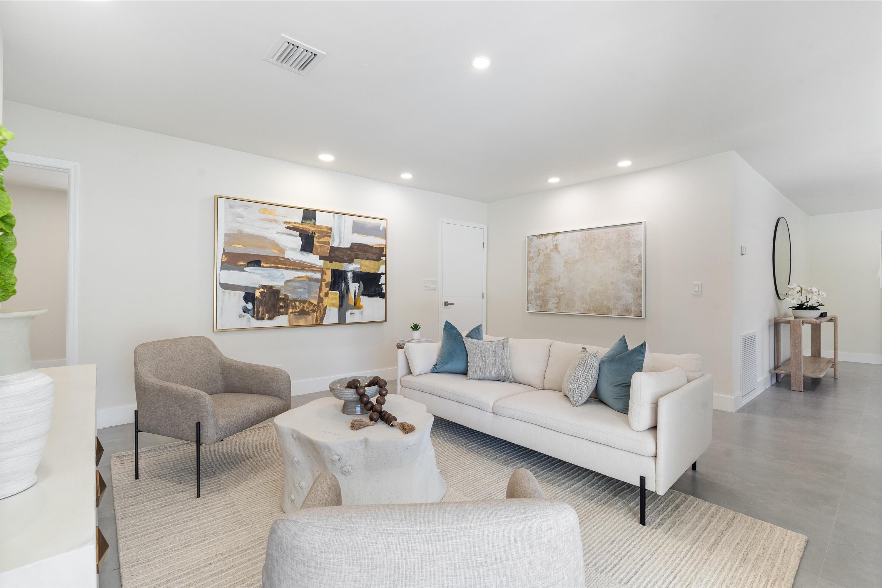 HARBOR BEACH - Residential