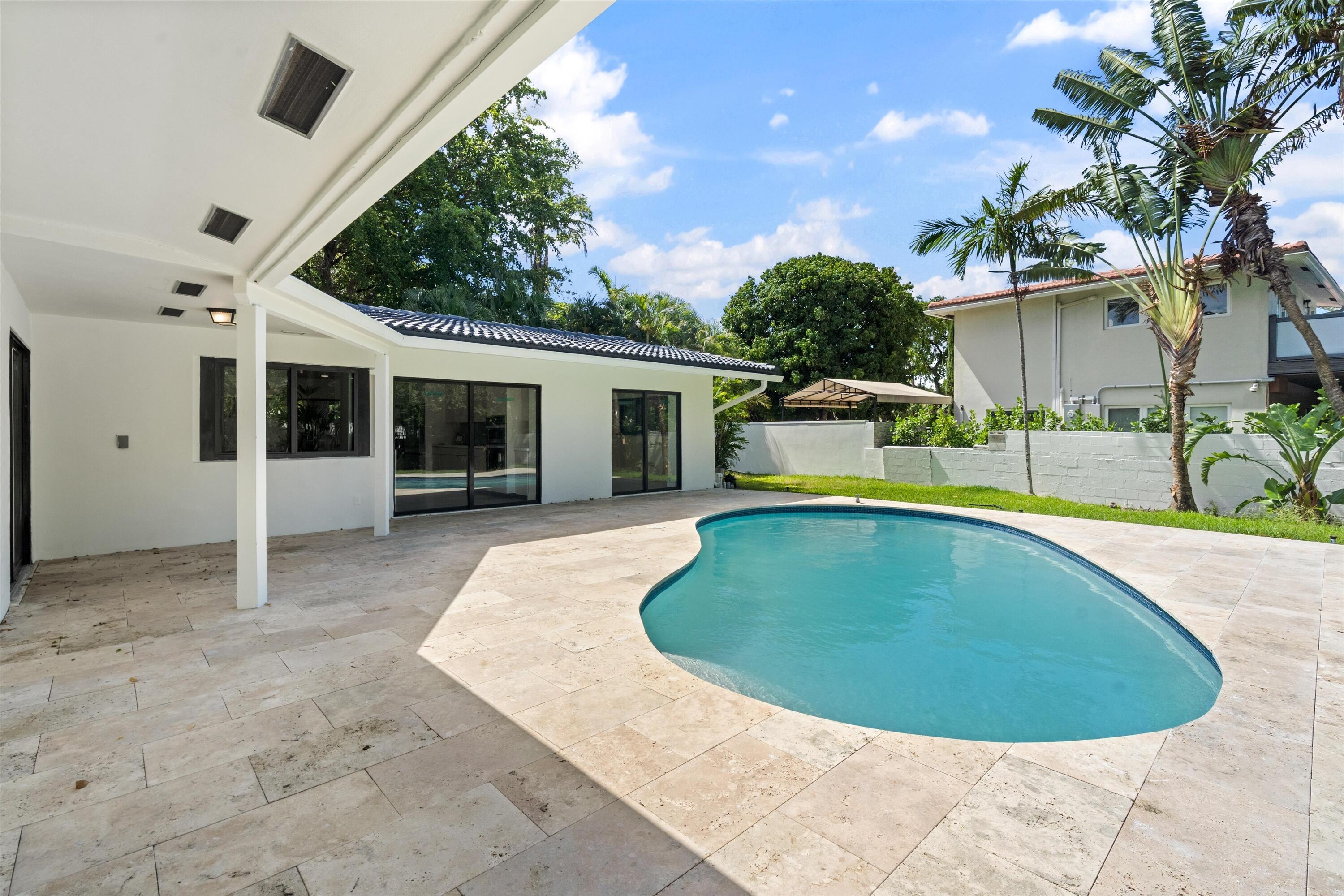 HARBOR BEACH - Residential