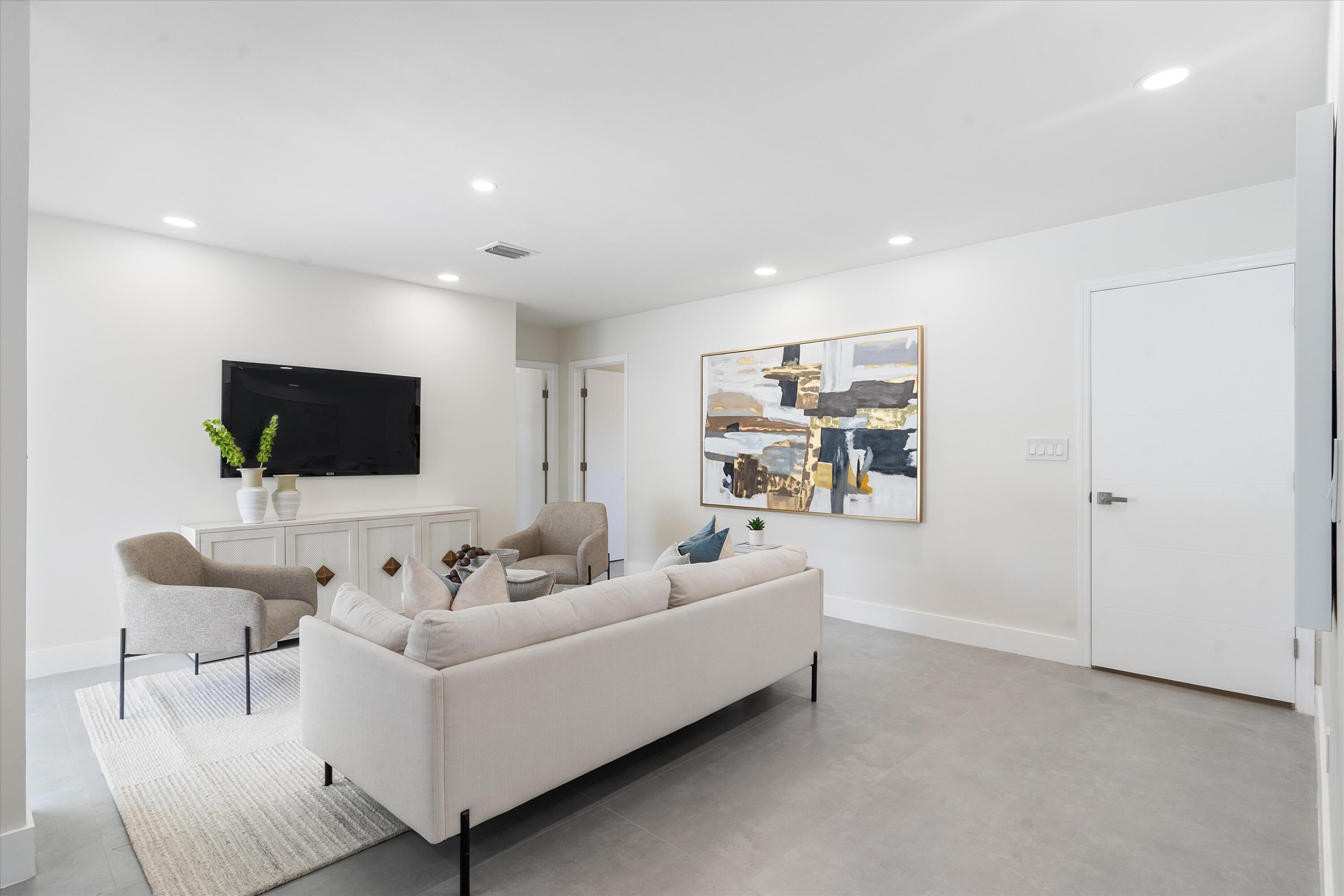 HARBOR BEACH - Residential