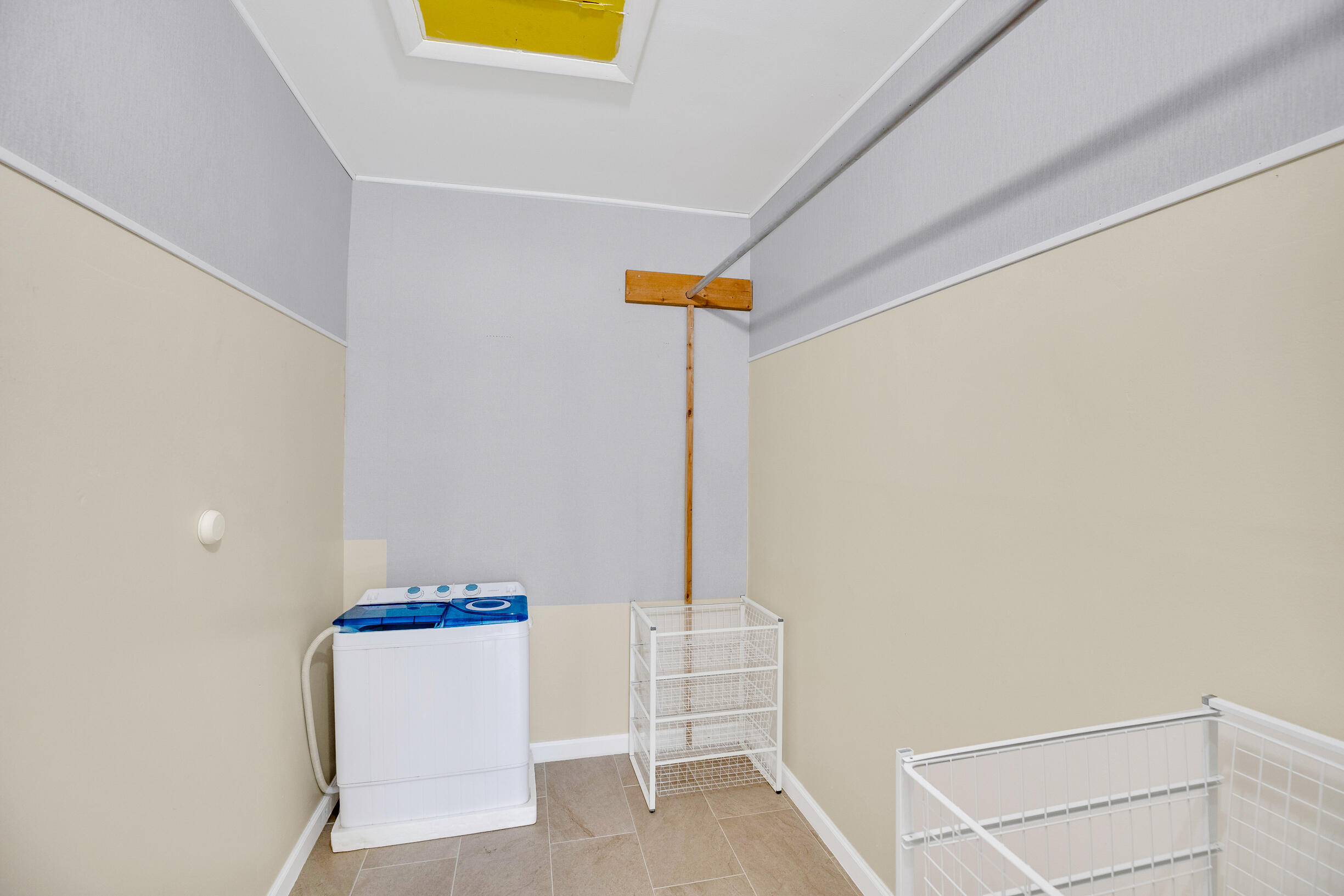 ISLAND HOUSE CONDOMINIUM PHASE II - Residential