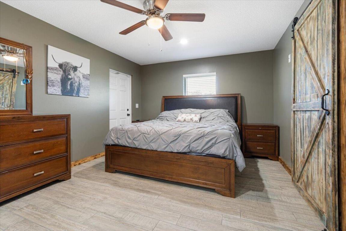 COUNTRY HILLS ESTATES - Residential